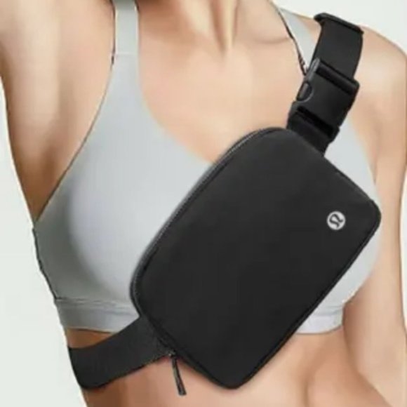 lululemon everywhere belt bag black - Picture 3 of 10